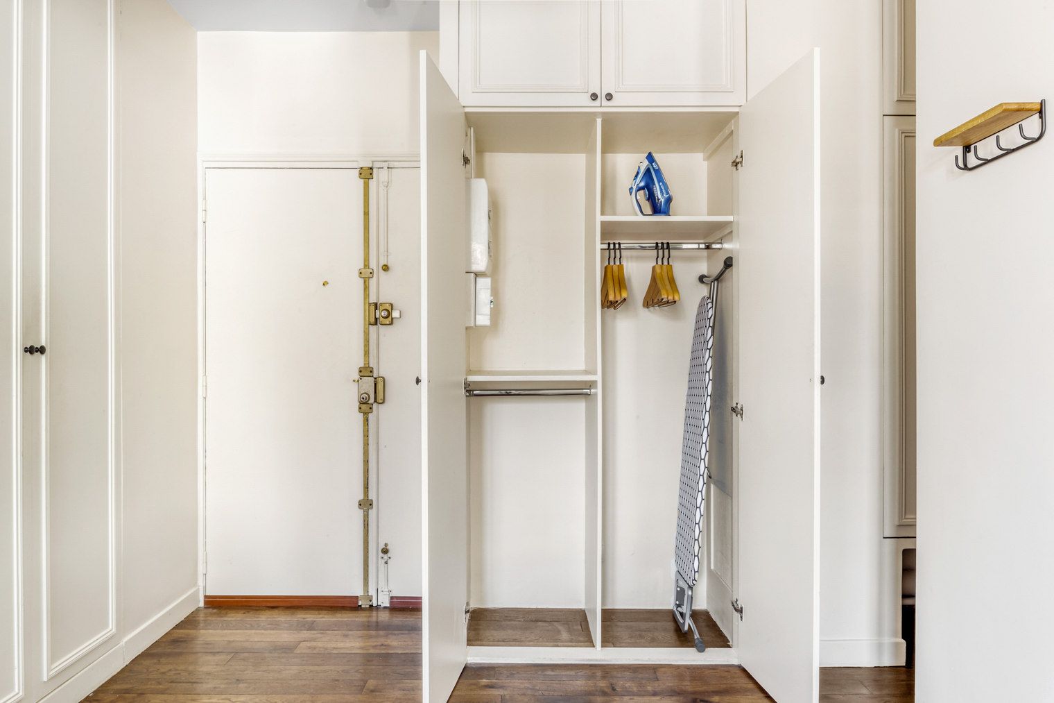 Location Échappée parisienne chic : appartement 2 pièces lumineux (loyer tout inclus)