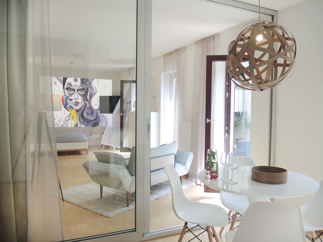 Great and spacious flat with garden