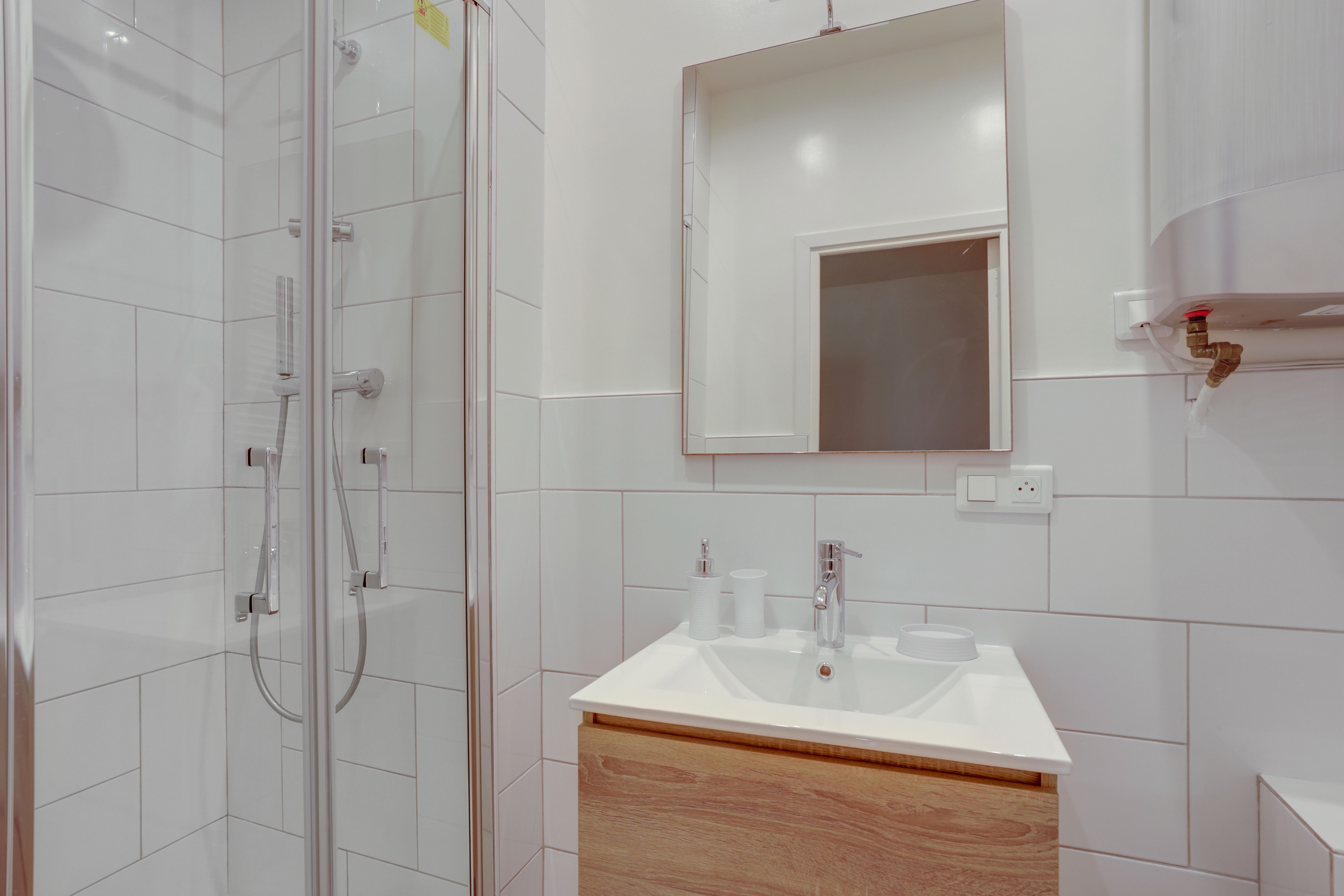 Location Bright Sudio Batignolles (loyer tout inclus)