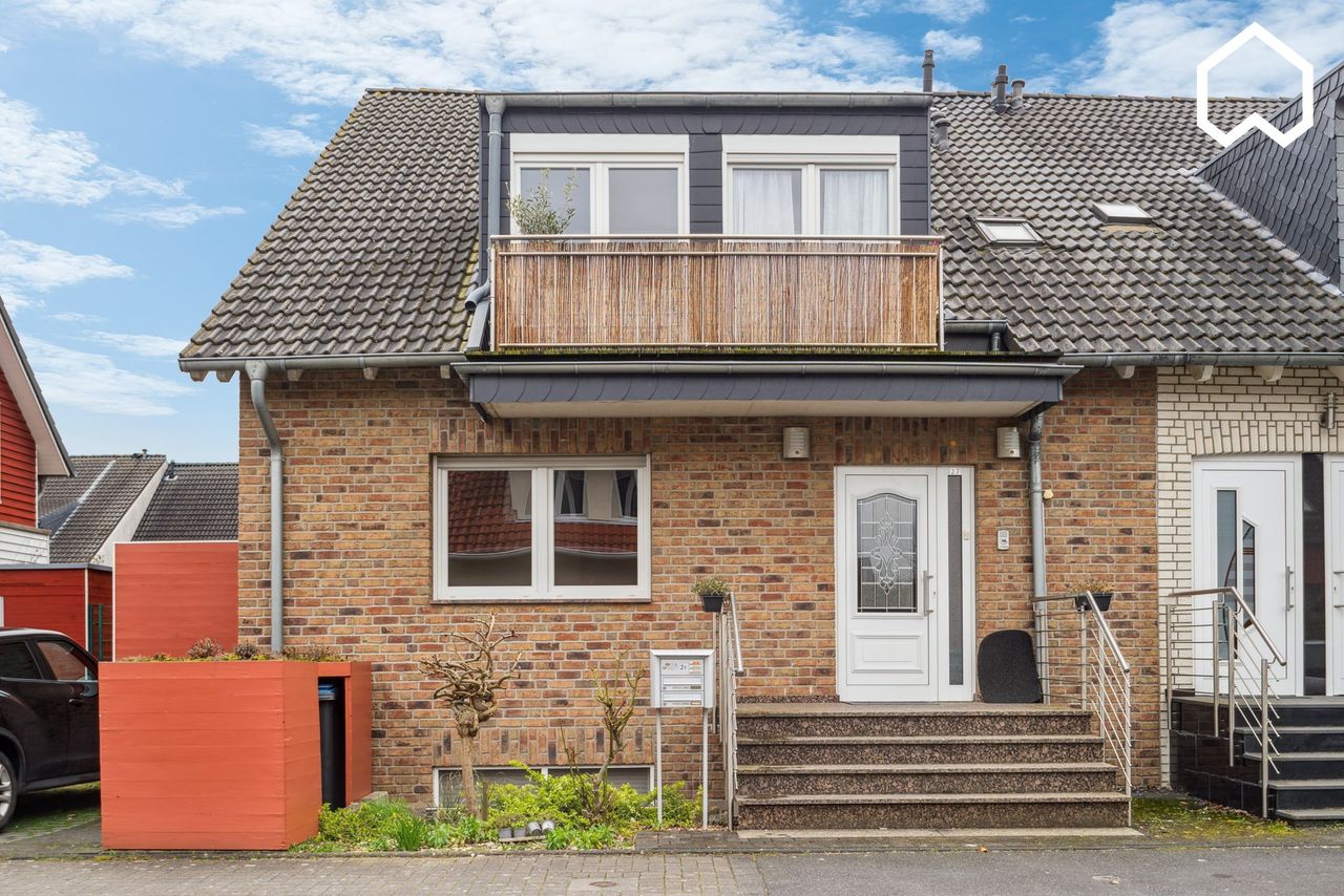 Bright & Stylish Duplex in Cologne West - Peaceful but Very Well-Connected!