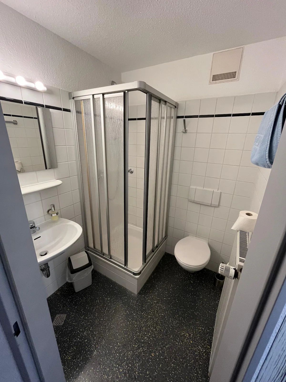 Amazing & quiet suite with nice neighbours