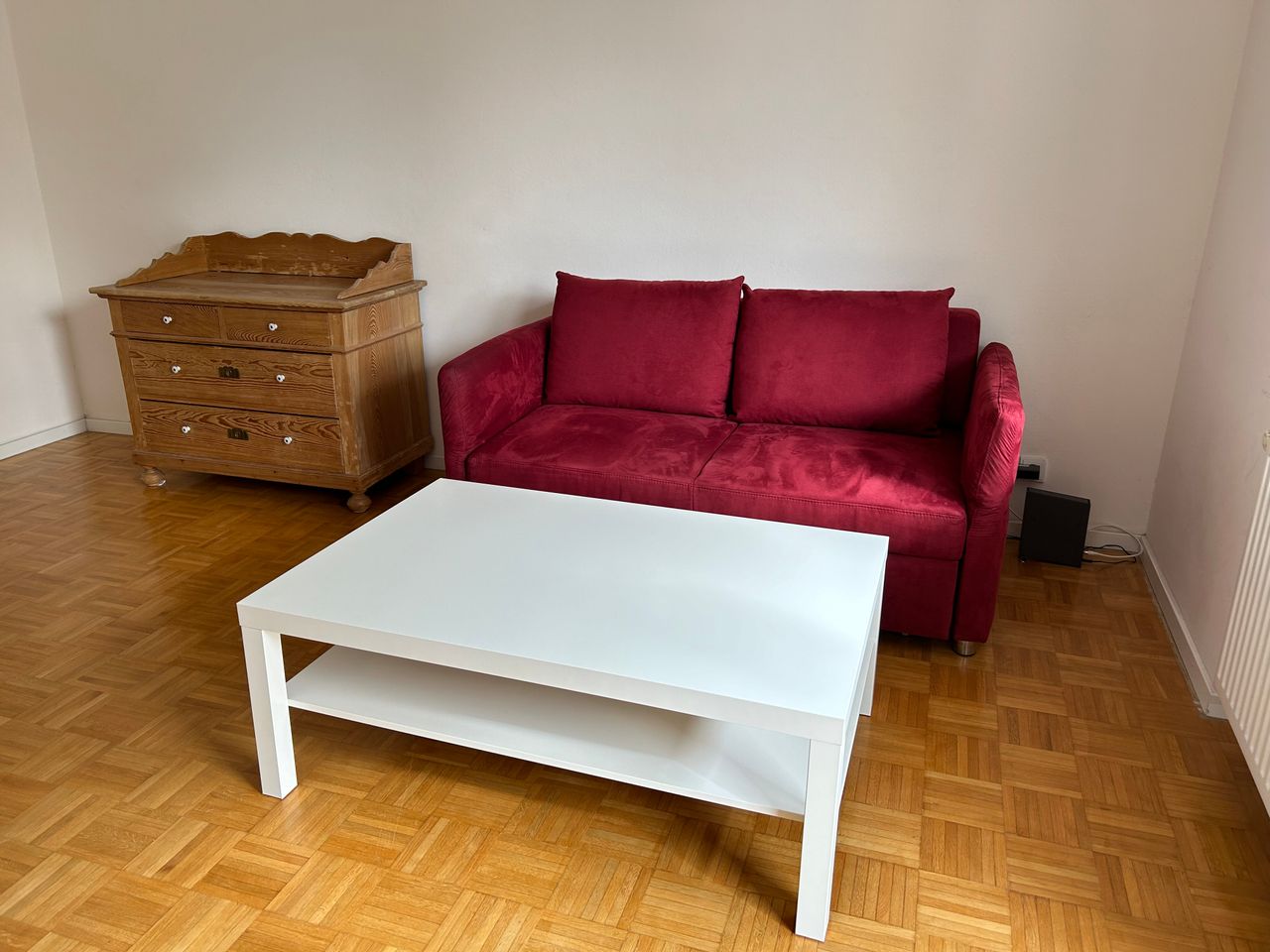 Well cut, bright 2-room apartment with balcony in the middle of Munich