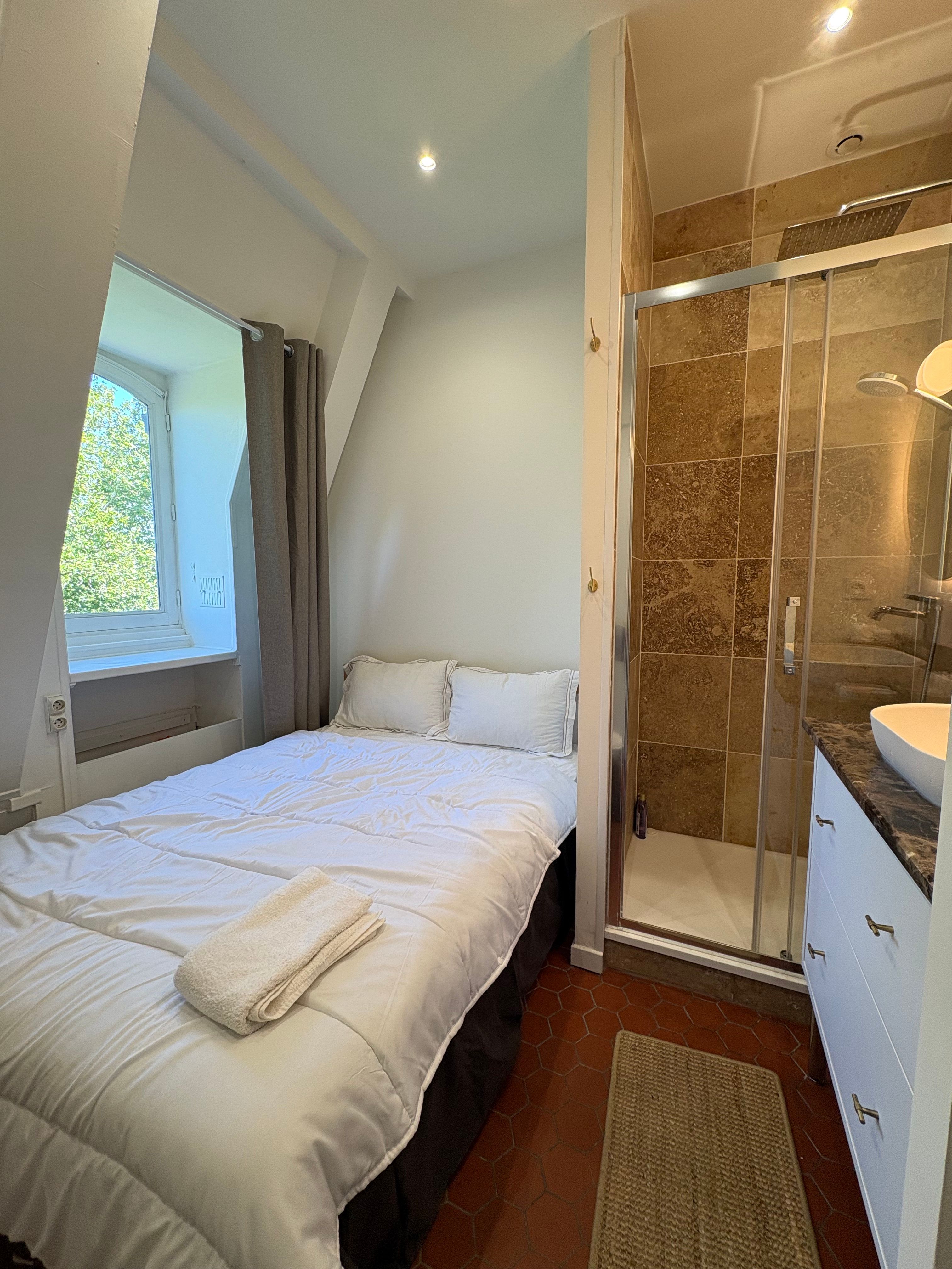 Location Studio – Vue parc de la Tête d'Or Belges– Lyon 6e (loyer tout inclus)
