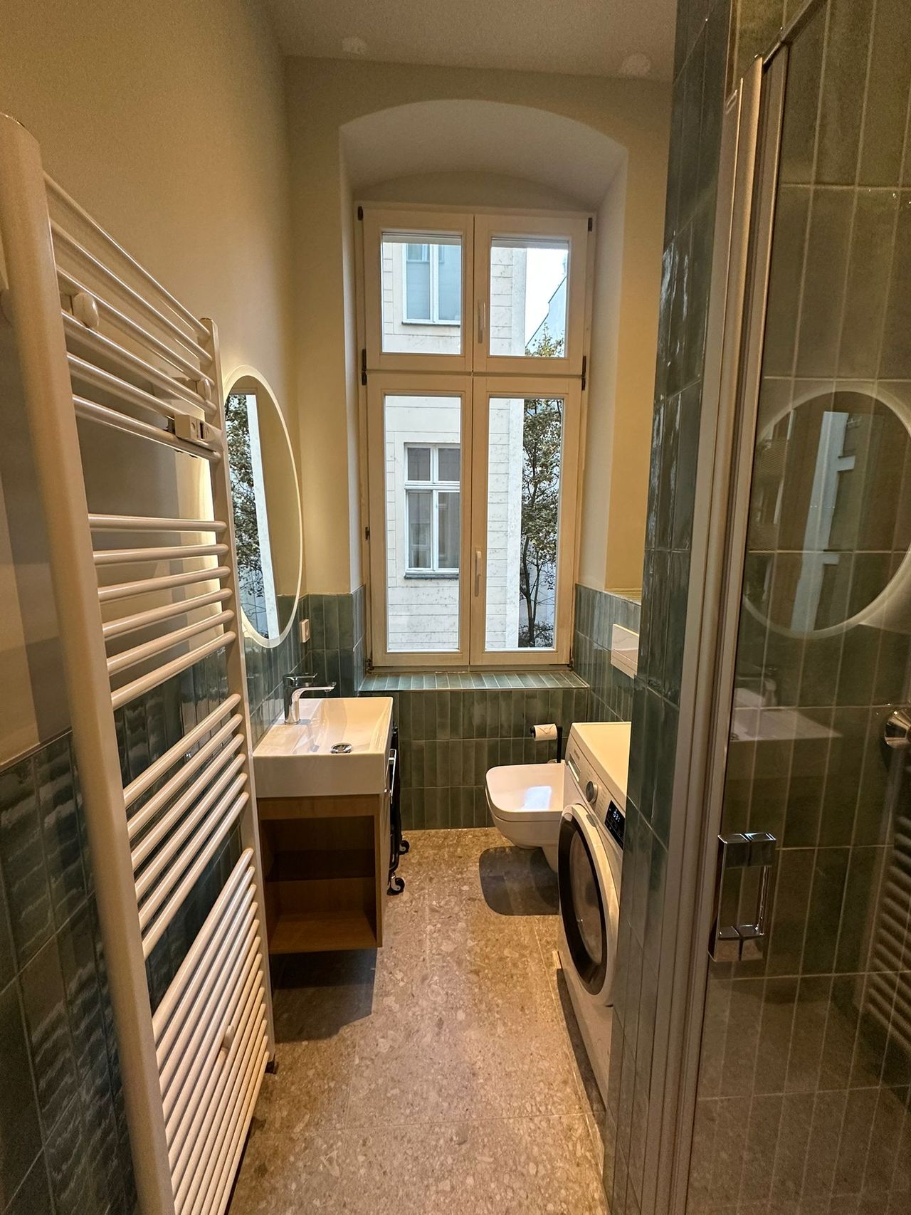 Classic apartment in one of Berlins old historical buildings in Mitte