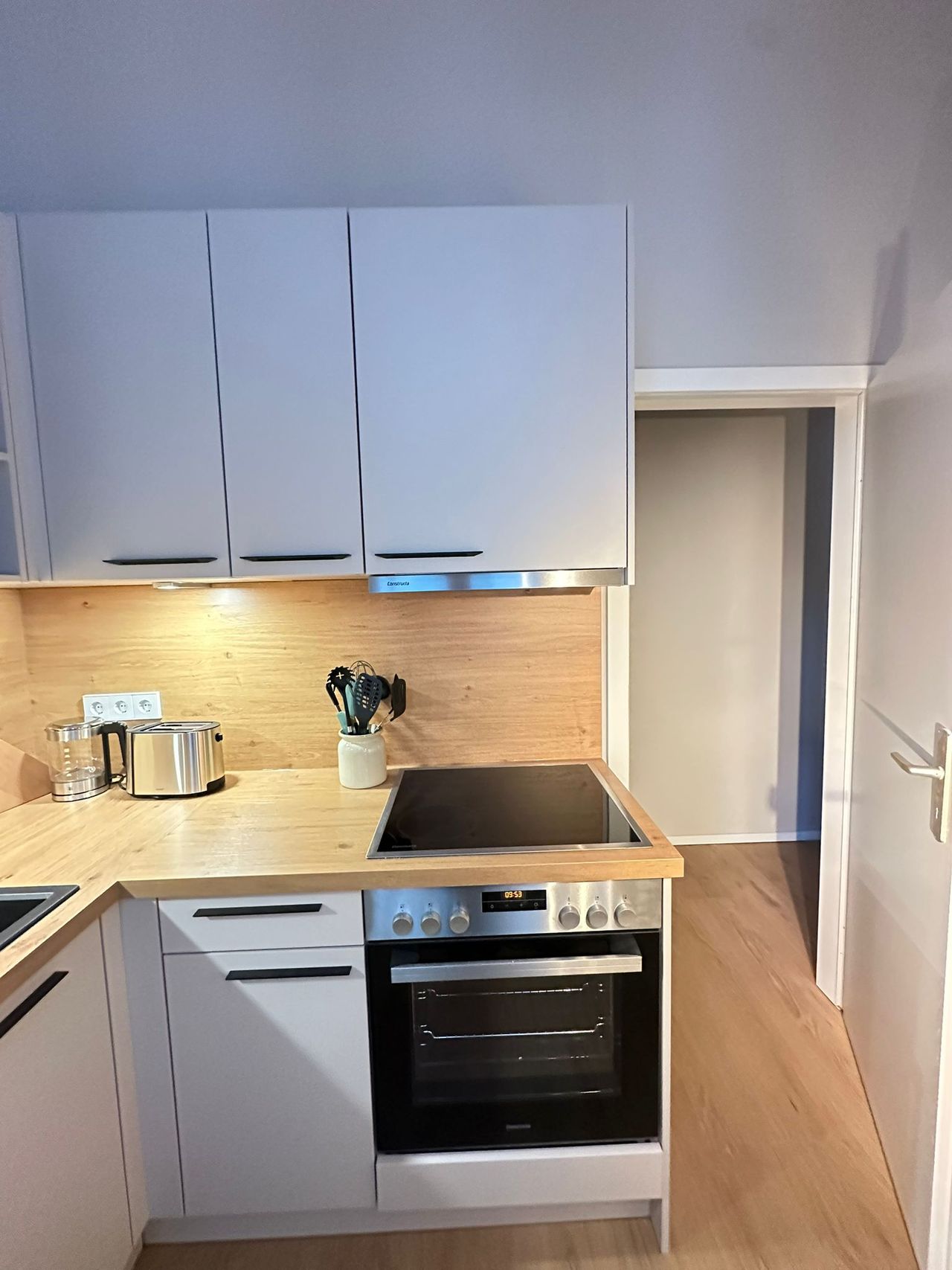 Classic apartment in one of Berlins old historical buildings in Mitte