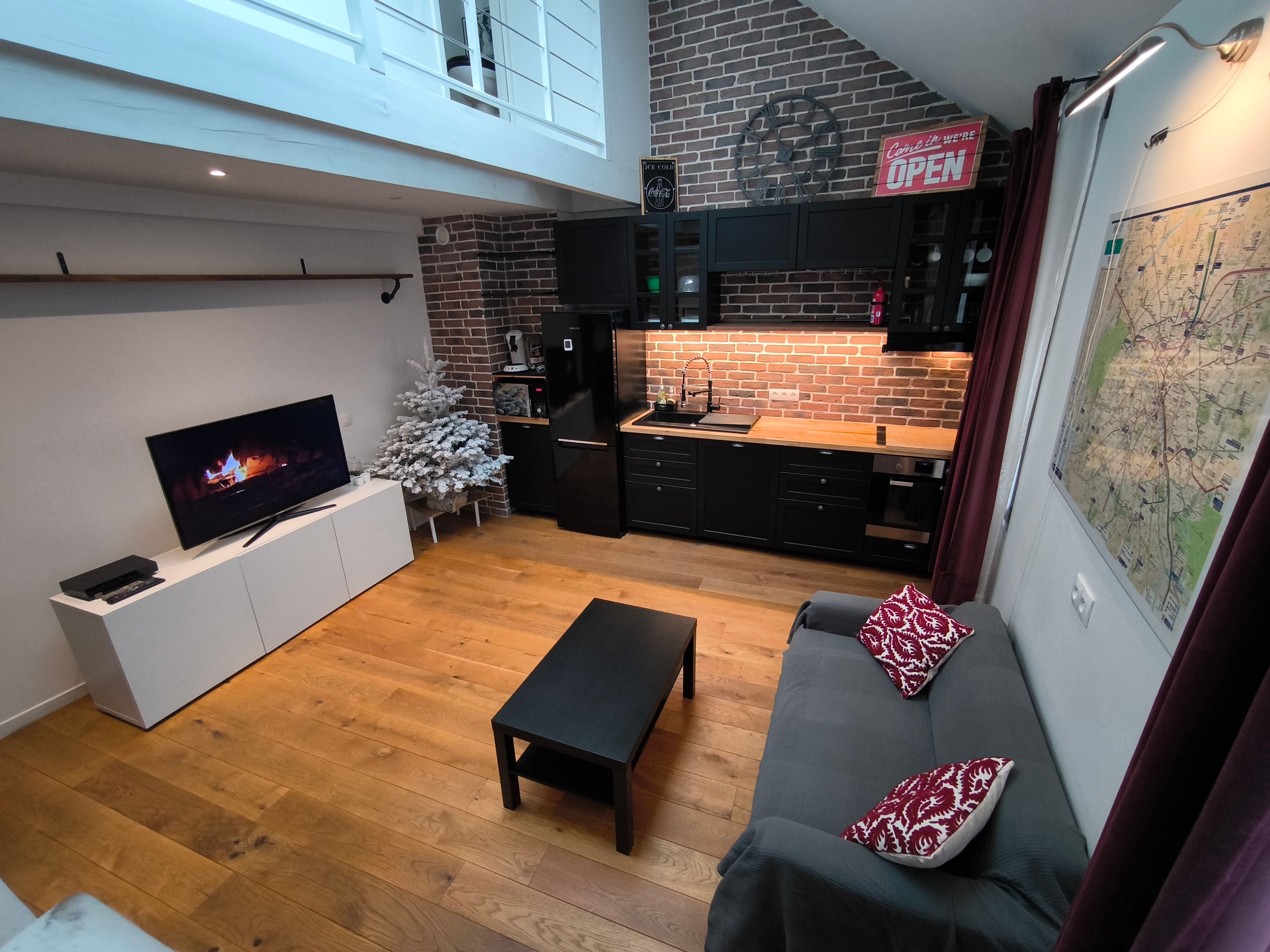 Location Loft Duplex Parisien : un nid douillet à Paris (loyer tout inclus)