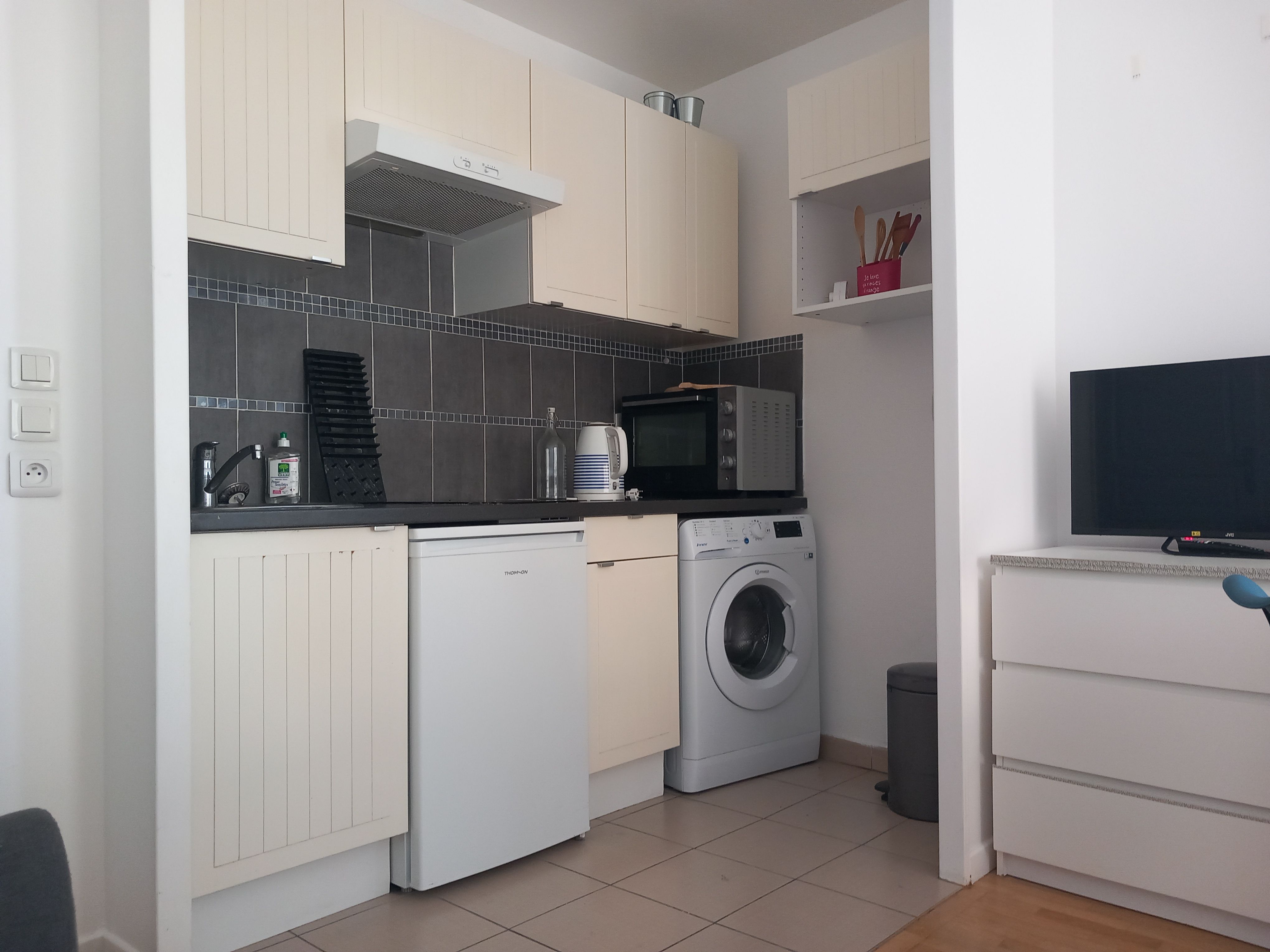 Location Charmant appartement lumineux avec vue dégagée sur jardin public – Quartier calm