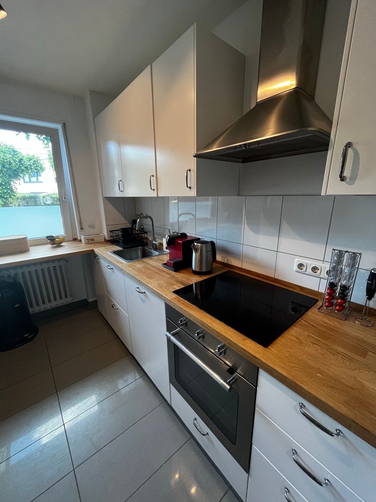Spacious 3-Bedroom Family Apartment in Cologne