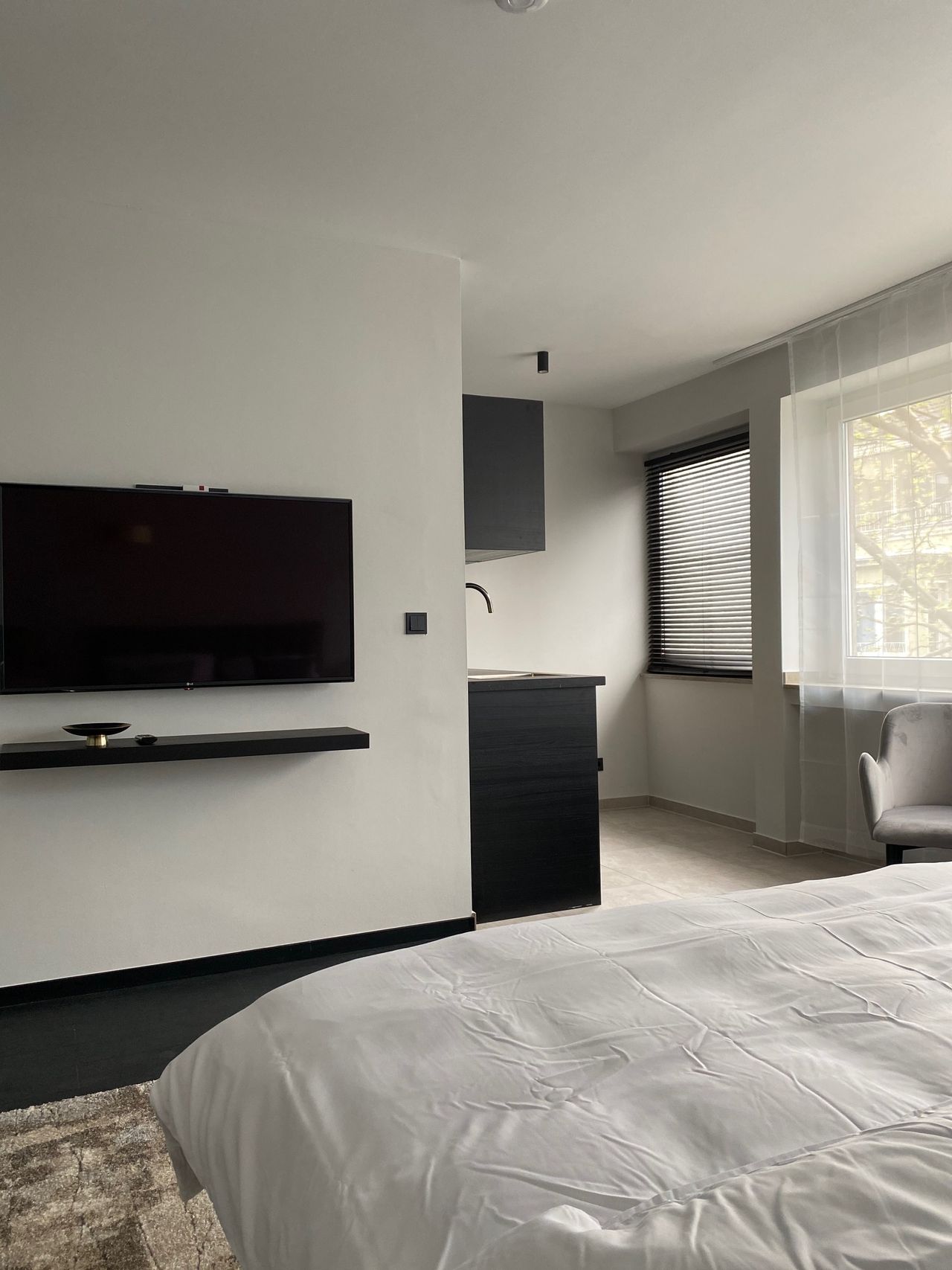 High-quality & very central apartment near main station (Düsseldorf)