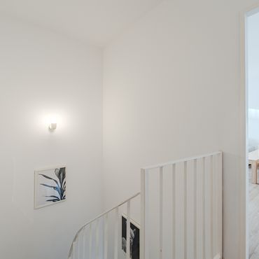 Spacious, furnished 5-room maisonette apartment in a quiet side street location in Kreuzberg