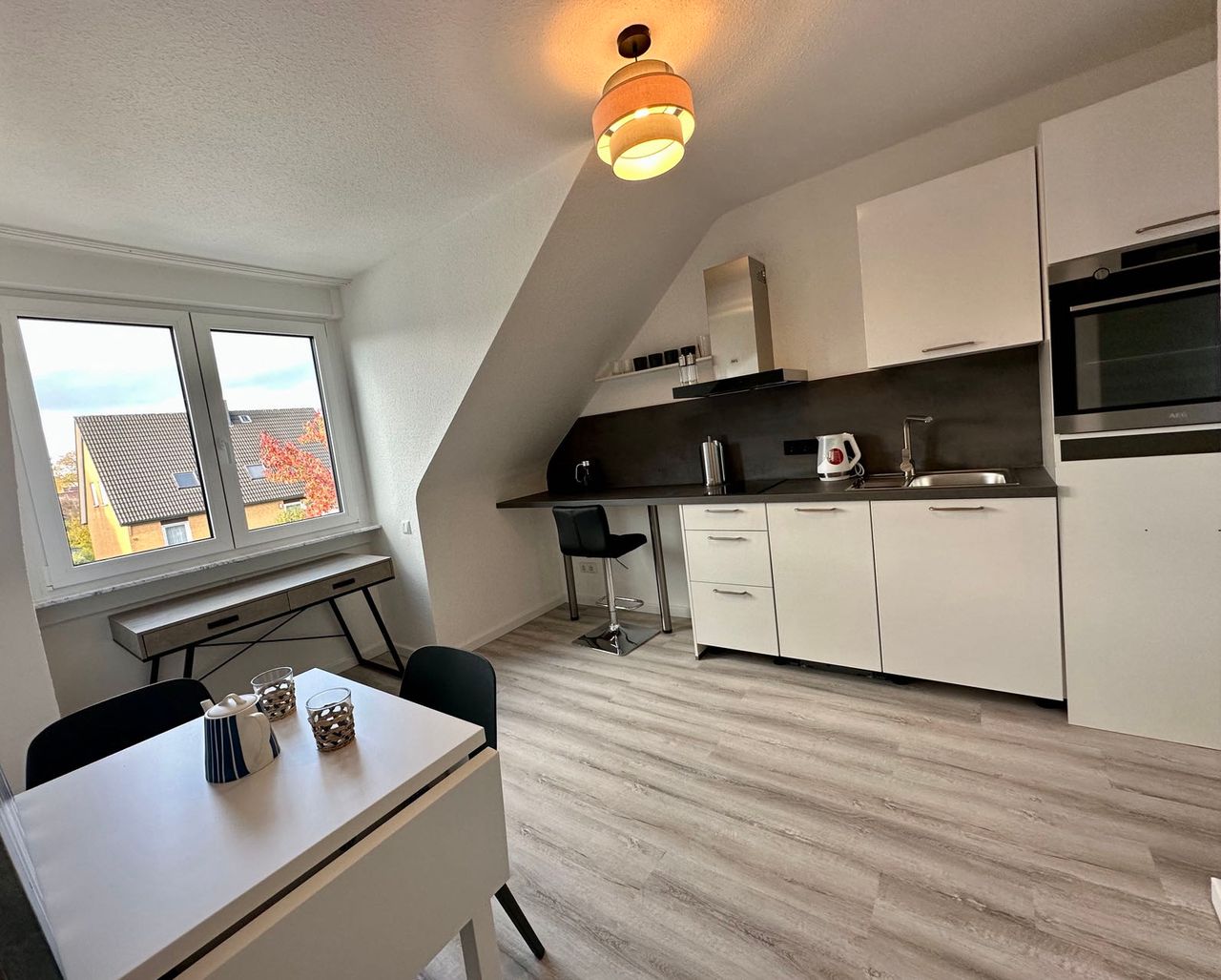 Fully renovated 2023 2 room apartment, great location, excellent amenities