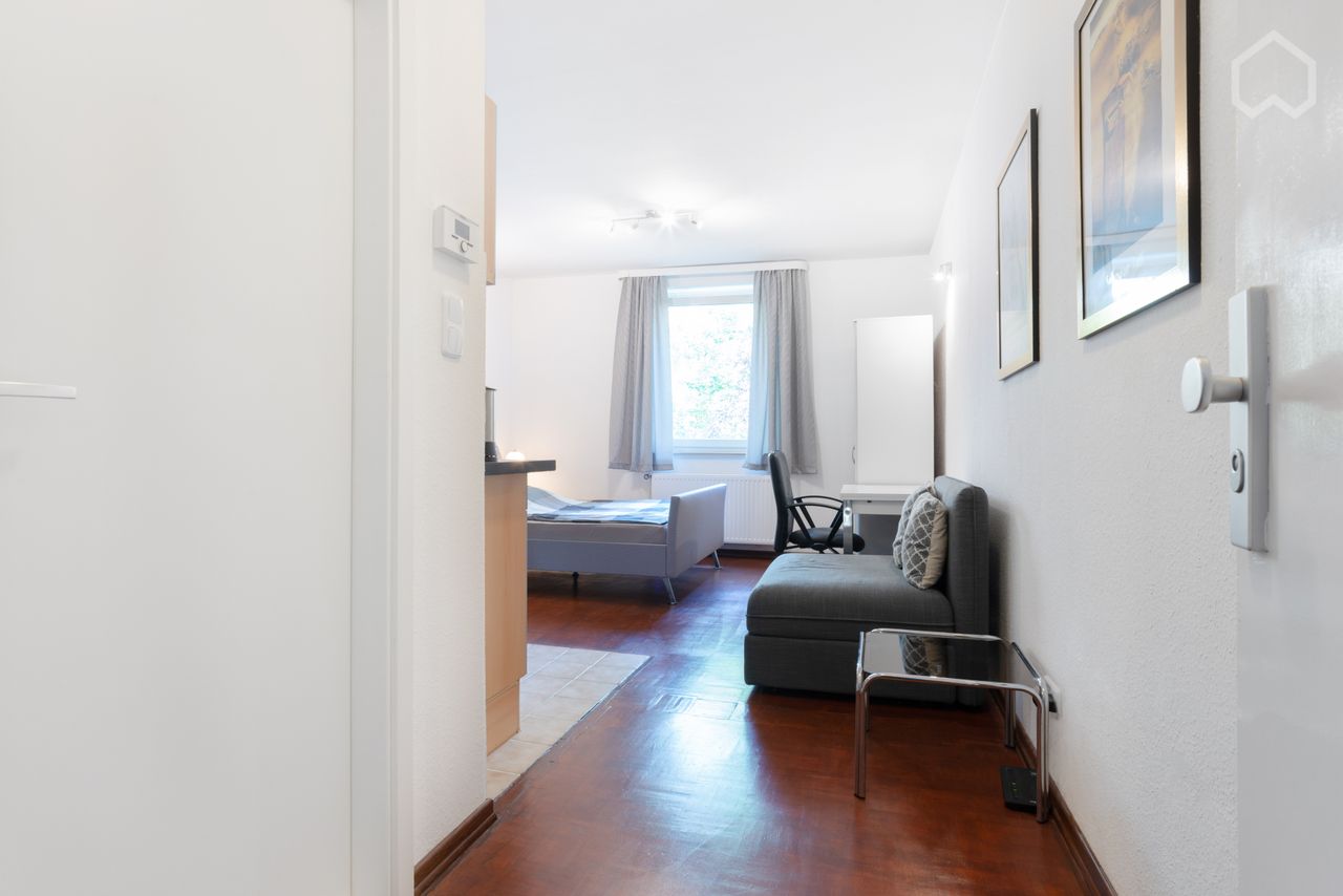 Neat Apartment In Düsseldorf