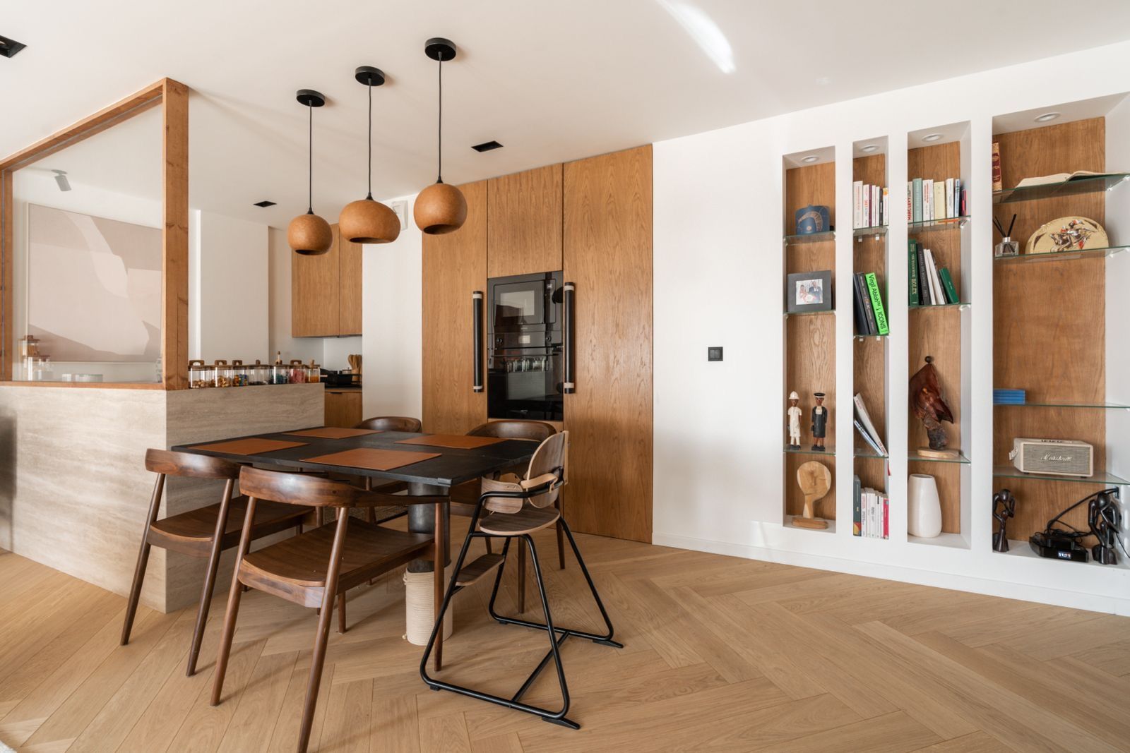 Location Appartement haut standing décoré par architecte – Élégance et confort à deux pas