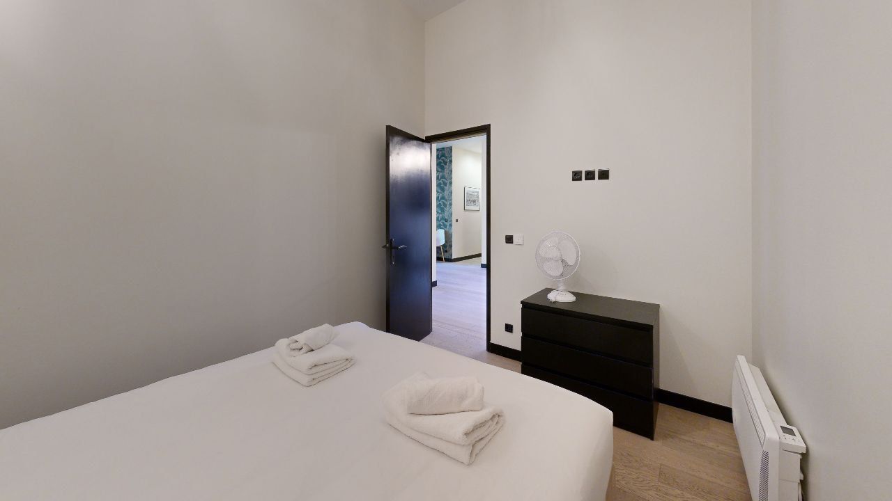Location Appartement rue Claude Decaen, Paris (loyer tout inclus)