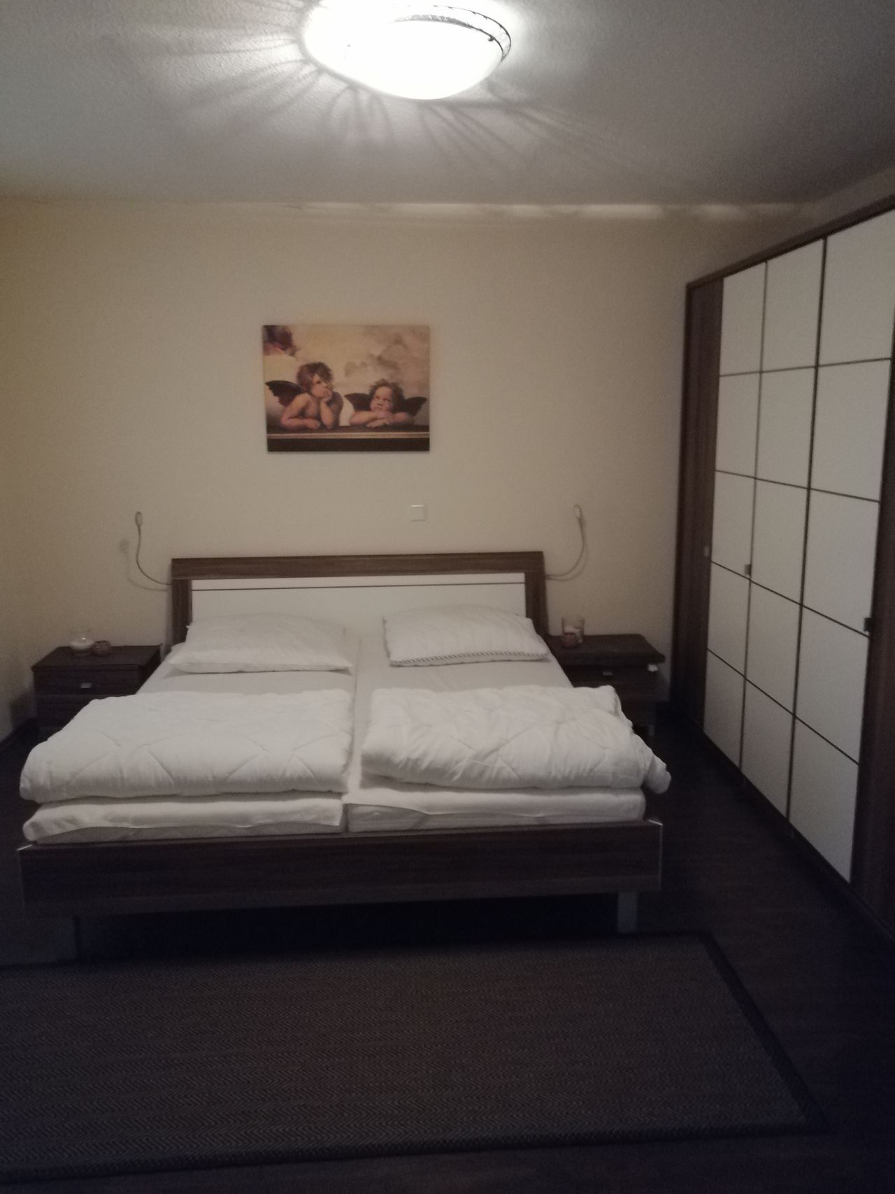 Pretty & neat suite located in Frankfurt am Main
