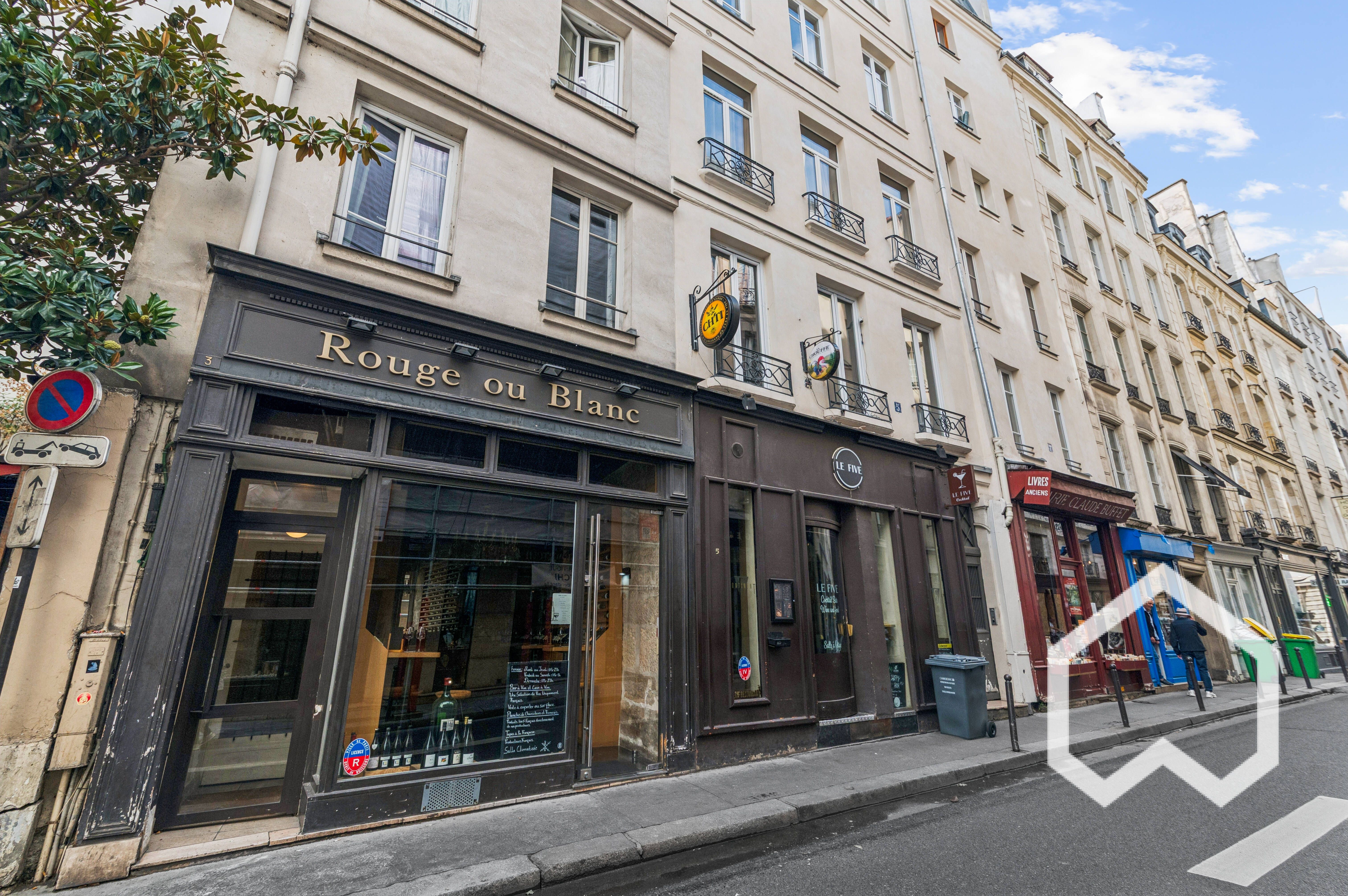 Location Studio 12m² - Quartier Latin - Odéon (loyer tout inclus)