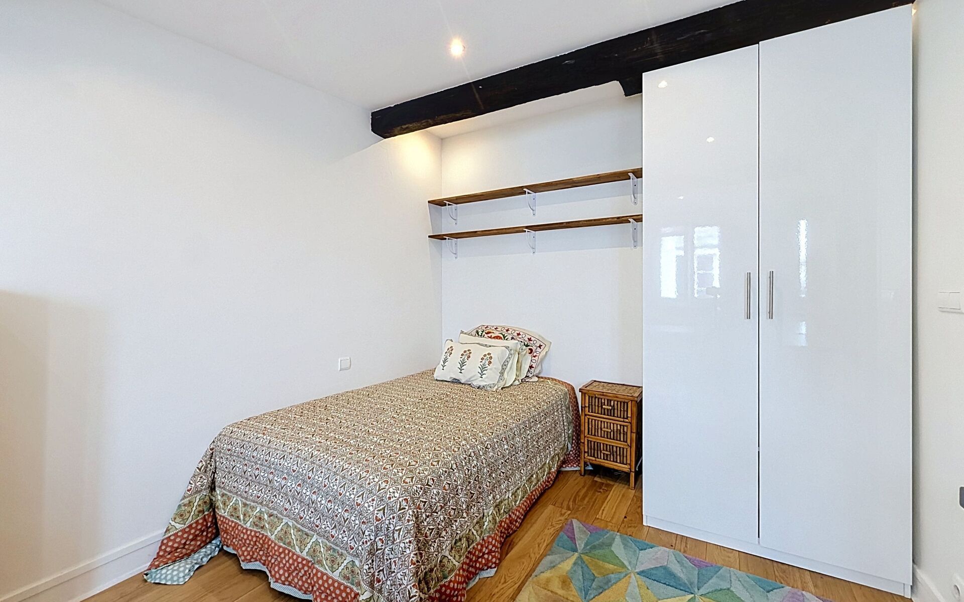 Location À louer – Magnifique studio meublé (1380€)– 67 Rue Peyssonnel, 13003 Marseille (