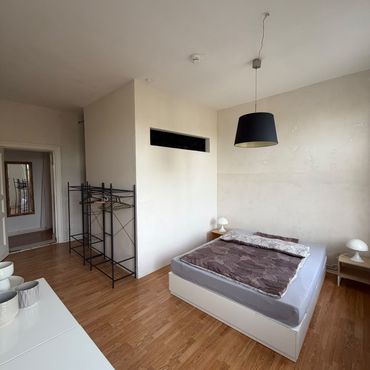 Studio feel in a Berlin Altbau – high ceilings, 2 balconies & great waterside neighborhood in Rummelsburg in Rummelsburg