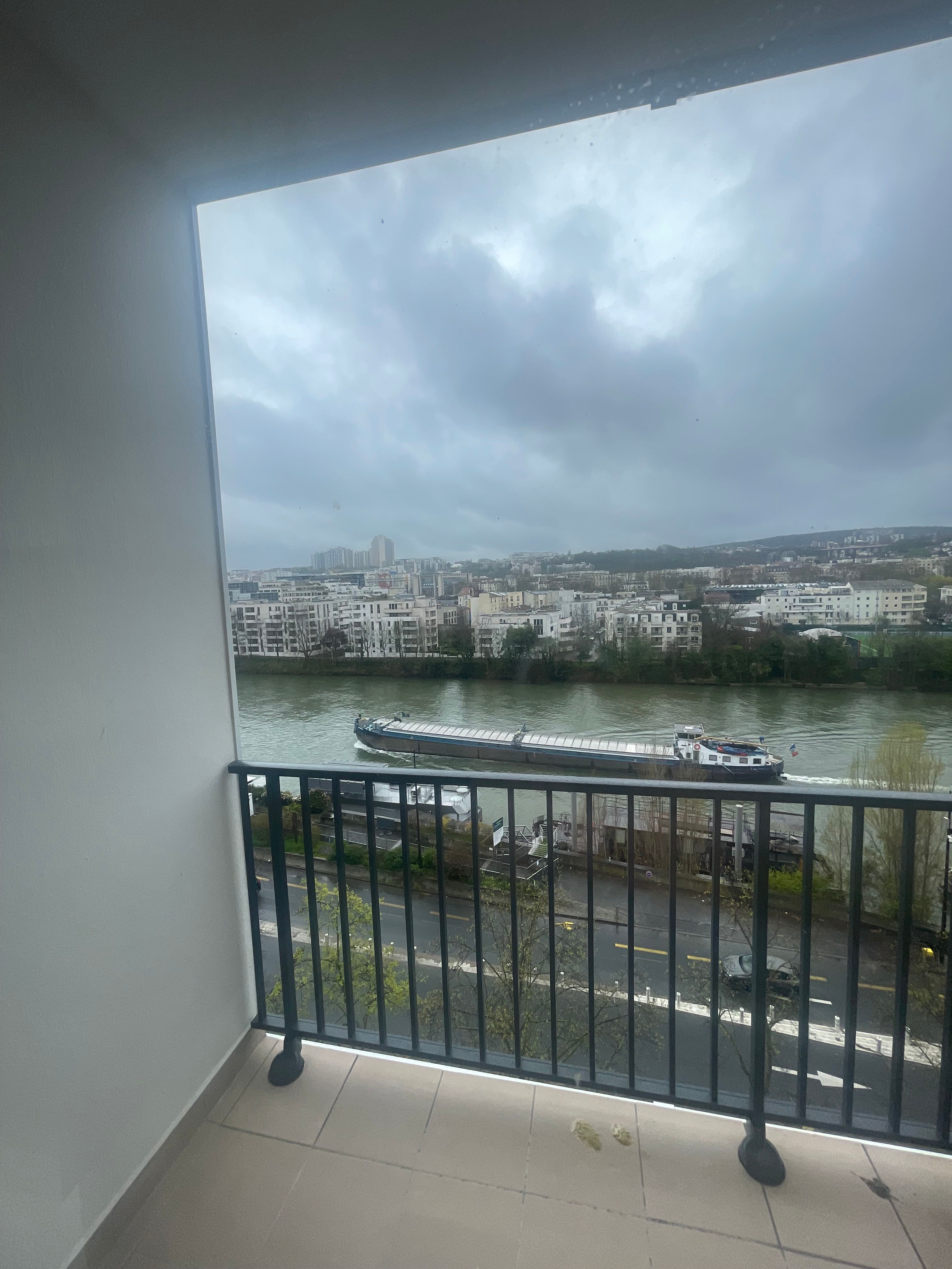 Location Appartement très bien situé à 6 min de la tour Eiffel (loyer tout inclus)