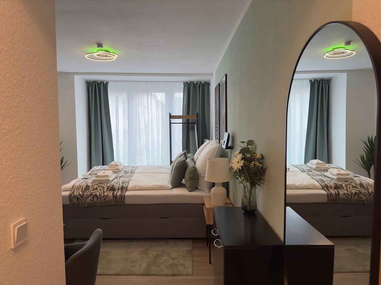 Central Studio: Kitchen | SmartTV